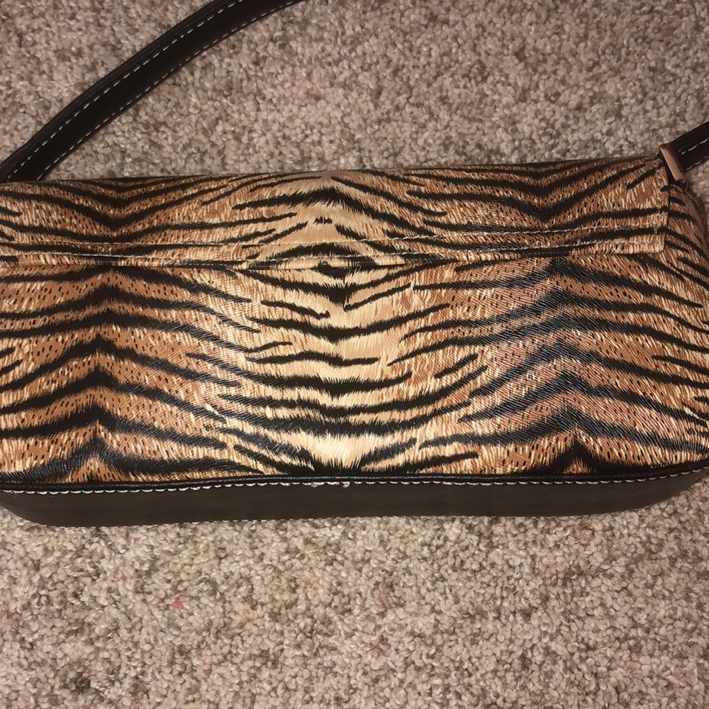 NWOT Liz Claiborne Leopard Bag - Picture 6 of 9